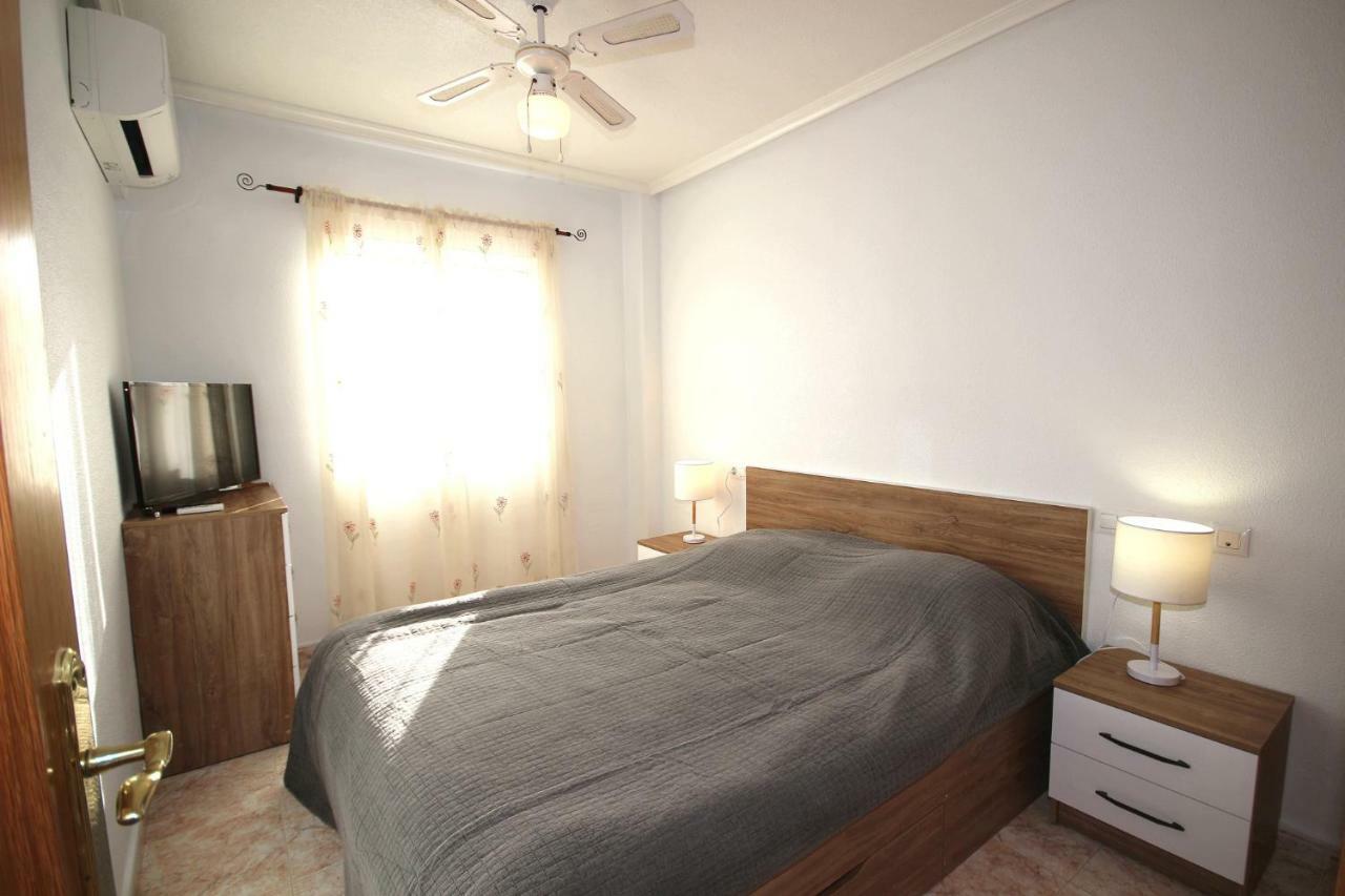 Apartment In La Mata Eneas 6 Torrevieja Extérieur photo