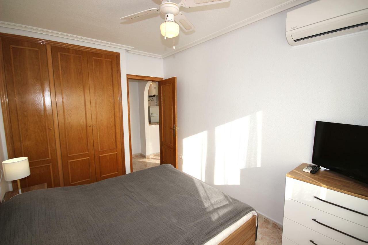 Apartment In La Mata Eneas 6 Torrevieja Extérieur photo